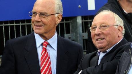 Franz Beckenbauer und Uwe Seeler spielten unter anderem bei den WM-Turnieren 1966 und 1970 zusammen.
