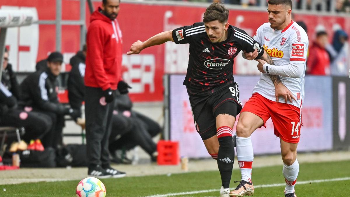 #2. Liga: Dank Elfmeter: Düsseldorf jubelt gegen Regensburg