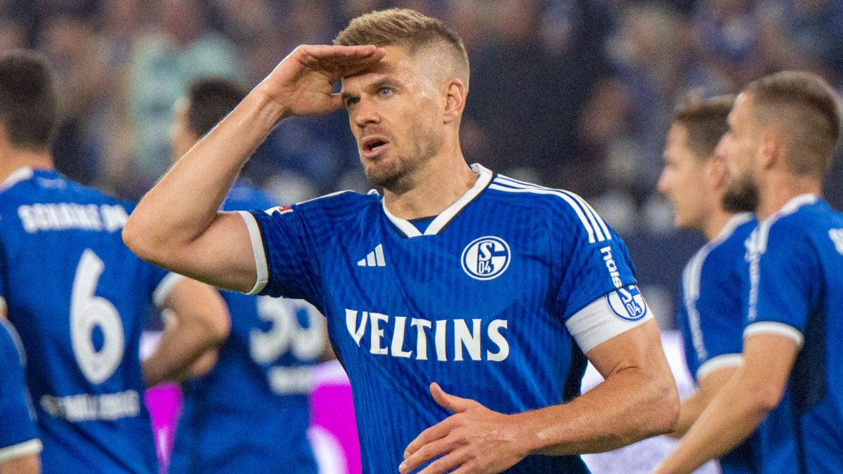 #2. Liga: Schalke feiert Sieg über Kaiserslautern