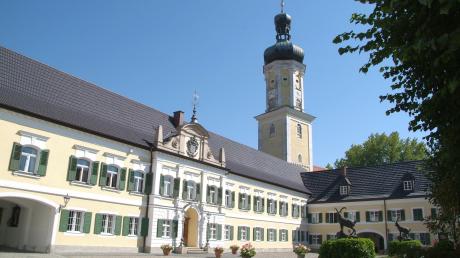 Mehrere Jubiläen feiert die Marktgemeinde Kühbach im nächsten Jahr, darunter das 150-Jährige der Familie Beck-Peccoz in Kühbach, hier das Schloss.  
