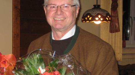 Keine Blumen, sondern verbale Watschen gab es bei der Bürgerversammlung für Baars Bürgermeister Leonhard Kandler.