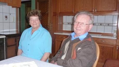Sie sind schon seit 50 Jahren verheiratet: Franziska und Josef Hermann aus Pöttmes. 
