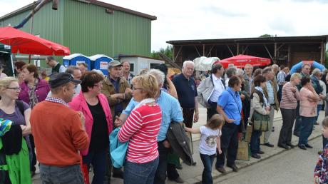 Jede Menge Besucher sind zum Tag der offenen Bauernhöfe nach Sielenbach gekommen. 