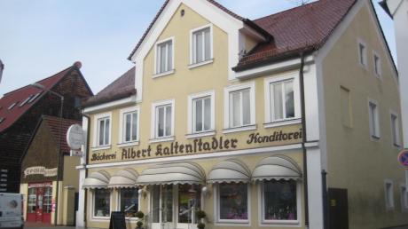 Nur noch wenige Monate betreibt die Familie Kaltenstadler die alteingesessene Bäckerei in der von-Gumppenberg-Straße in Pöttmes. Ab Juni übernimmt die Neuburger Bäckerei Schlegl das Geschäft und die Filiale in Inchenhofen. 
