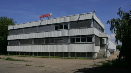 Die ehemalige Weigl-Halle in Pöttmes.