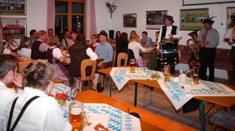 Beim Oktoberfest im vergangenen Jahr war im Sportheim der DJK Stotzard etwas los: Sonst aber bleiben die Gäste oft aus.  
