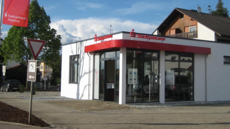 In Rekordzeit wurde in Mühlhausen dieses Sparkassen-Modul errichtet – deutlich kleiner als die bisherige Geschäftsstelle. 
