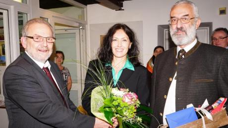 Bürgermeister Klaus Habermann (links) führte am Donnerstagabend die neue Leiterin des Wittelsbacher Museum in ihr Amt ein und verabschiedete den langjährigen Leiter Robert Hurler. 
