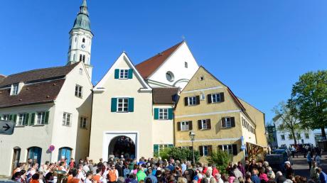 Das Kloster Andechs hoch über dem Ammersee ist das Ziel vieler Pilgergruppen (Symbolfoto). Die Wallfahrer aus Gallenbach haben eine ganz besondere Tradition wiederbelebt. 	