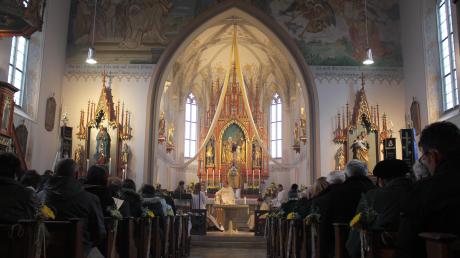 Die Grimolzhausener Kirche wurde innen umfassend saniert. Am Sonntag wurde sie geweiht.