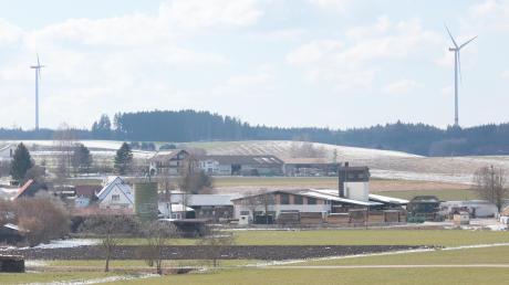 2018 wurden zwei Windräder auf dem Baarer Berg in Betrieb genommen. Nun plant die Firma Uhl, im Waldgebiet Brand zwischen Baar, Thierhaupten, Münster und Holzheim drei Windräder zu bauen.