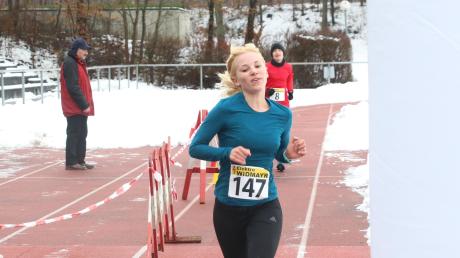 Beim Foto-Finish der Wahl zum AN-Sportler des Jahres hat Läuferin Hannah Sassnink am Ende knapp die Nase vorne. Die 32-Jährige vom LC Aichach siegt auf der Zielgeraden.