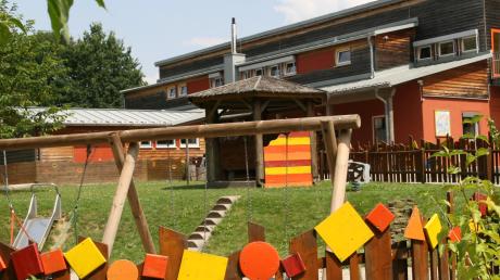 Der Besuch einer Kindertagesstätte in der Gemeinde Affing (hier Haunswies) kostet künftig mehr Geld.