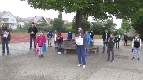 Vier Frauen haben die Grundschule Inchenhofen mit Masken versorgt.  	
