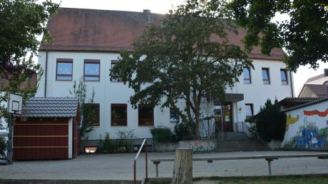 Die Schiltberger Grundschule ist zu klein. Sie muss in naher Zukunft erweitert werden.