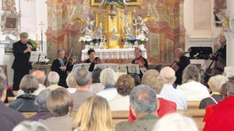 Das Collegium Musicum Vesperbild spielte in der Weldener Kirche St. Thekla mit Werner Egle an der Oboe das Concerto Nr. 2 von Tommaso Albinoni. 