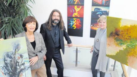 Künstlergruppe Akzente im Haus Tobias (von links): Ines Roller, Horst Gatscher und Elisabeth Röder. 
