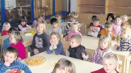Vor wenigen Monaten ist der Kindergarten St. Michael in Fischach renoviert worden, damals wurde auch der neue Essraum eingeweiht, den unser Bild zeigt. Nun soll es auch offiziell integrative Plätze geben.  