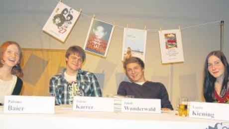 Aktuelle Romane rezensierte das Junge Literarische Quartett (von links) Paloma Baier, Tobias Karrer, Jakob Wunderwald und Laura Kiening. 