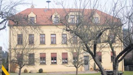 Seit 110 Jahren steht das ehemalige Kloster der Franziskanerinnen von Maria Stern in Emersacker.  
