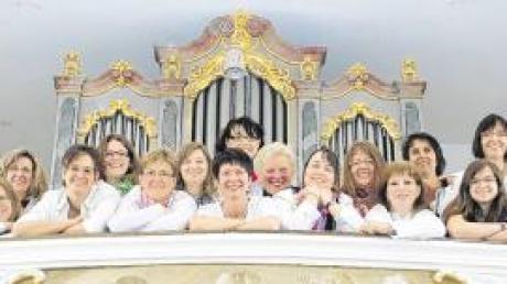 Musikalisches Jubiläum. Die stimmkräftigen Damen des Cantemus-Chors aus Steinekirch bei Zusmarshausen blicken heuer stolz auf ihr 15-jähriges Bestehen zurück. 