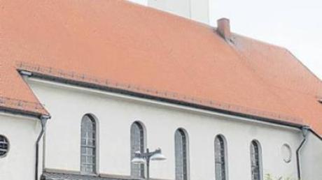 Beim Pfarrfest der Pfarrei St. Wolfgang wurde rund um die St.-Wolfgang-Kirche gefeiert. 