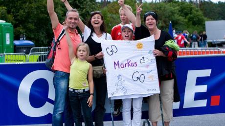 Die Familie und Freunde halfen Markus Kratzer, nach seinem schweren Radunfall wieder auf die Beine und ins Leben zurückzufinden. Sie feuerten ihn auch beim Rennen an.