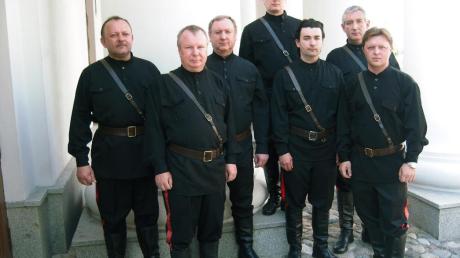 Die Maxim Kowalew Don Kosaken halten die russisch-orthodoxe Gesangskunst hoch.  