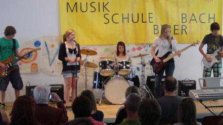 Egal ob modern oder klassisch: In der Musikschule Biberbach, die jetzt ihr 40-jähriges Jubiläum feiert, kann jeder seinen Stil finden. 