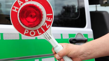 Bei einer Polizeikontrolle wurde ein 34-jähriger Mann in Wertingen mit Verdacht auf Drogenkonsum erwischt.