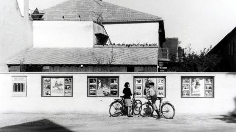 Das Kino an der Augsburger Straße in Gersthofen war viele Jahre auch Treffpunkt der Jugend. 
