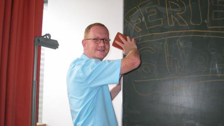 Michael Kühn ist der neue Direktor der Realschule in Meitingen. Er wird auch noch Mathe unterrichten. 