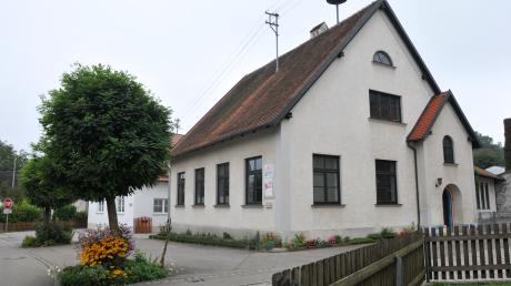 Der alte Kindergarten von Bonstetten - eine Gemeinschaftsunterkunft für Flüchtlinge? 