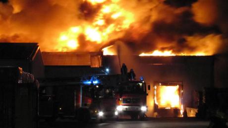 Im April brannten bei einem Großfeuer drei Hallen von Wibo Kunststofftechnik in Meitingen nieder.