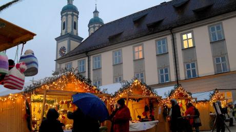 Stimmungsvoll und idyllisch ist der Weihnachtsmarkt in Kloster Holzen, der am dritten und vierten Adventswochenende stattfindet. 