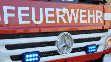 Funkenflug war in Vallried wohl die Ursache für einen Brand, den die Feuerwehr löschte.