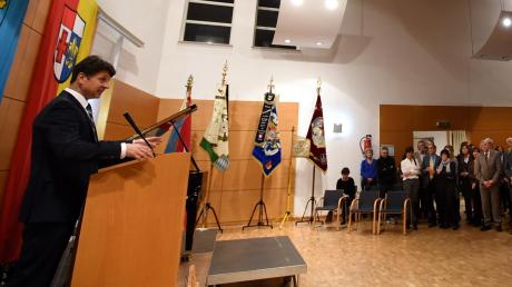 Aystettens Bürgermeister Peter Wendel konnte beim Neujahrsempfang gute Nachrichten verkünden: Die Gemeinde erhält fünf Millionen Euro aus unverhofften Gewerbesteuereinnahmen.