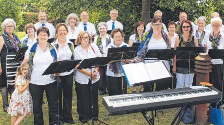 Seit 40 Jahren sind die Sänger von Zusmarshausen aktiv. Vor allem neue Männerstimmen wären für die Chorgemeinschaft wichtig. 	