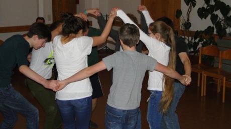 Auch für das Tanzen begeisterte sich das junge Publikum beim Volksmusik-Jugendtreffen. 	