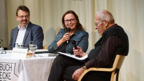Beim Literarischen Quartett in Diedorf stellen Dr. Martin Schnell, Dr. Andrea Bartl und Prof. Dieter Götz lesenswerte neue Bücher vor. 