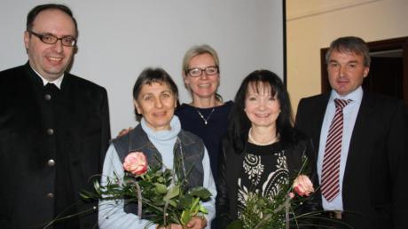 Besonderer Dank galt allen, die sich ehrenamtlich engagieren: (von links) Pfarrer Markus Schrom, Elisabeth Joschke, Heike Hartmann, Andrea Mayr und Ulrich Kugelmann.