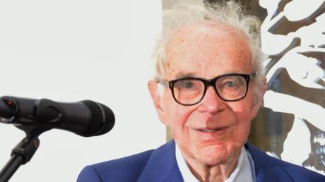 Im vergangenen Herbst verlieh Dr. Eugen Liedl im Alter von 90 Jahren zum letzten Mal den Pro Suebia-Preis. Nun ist er verstorben.