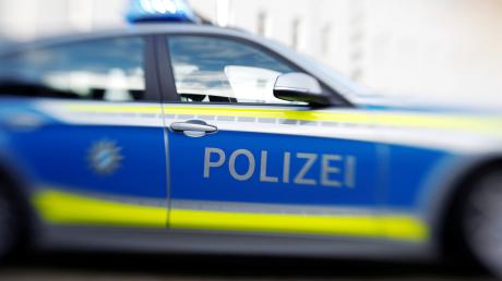 Zu einem Unfall bei Horgau rückte am frühen Donnerstagmorgen die Polizei aus.