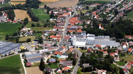 Der Gemeinderat von Ustersbach hat über den Haushalt für 2023 entschieden. Es geht dabei auch um die Neugestaltung der Ortsmitte.