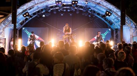 Viele Besucher kamen im vergangenen Jahr zum Dinkel17-Festival. Auch für die siebte Auflage in diesem Jahr sind wieder viele Bands angekündigt. 