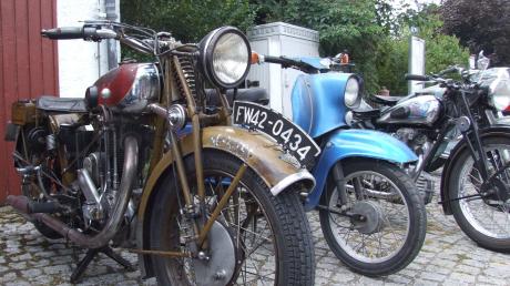 Ein Hingucker beim Oldtimertreffen in Kutzenhausen waren auch die Motorräder, so wie dieses besondere Exemplar. 