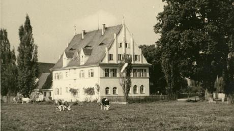 Der Gasthof Schuster im Jahr 1952.