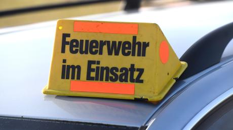 In der Innenstadt in Nördlingen fing am Montagabend ein Verteilerkasten zu qualmen an.