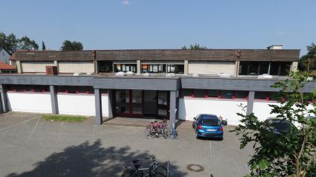 Die öffentliche Podiumsdiskussion der vier Neusässer Bürgermeisterkandidaten am Samstag in der TSV-Turnhalle in Steppach abgesagt.