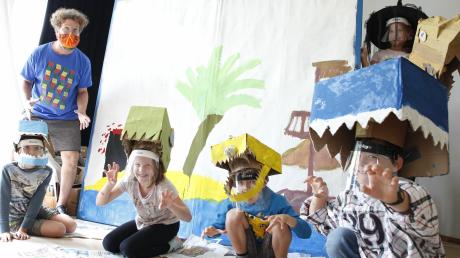 Abenteuer und jede Menge Spaß hatten die Kinder bei „Learning Arts“ im Eukitea Theater in Diedorf. Denn im Drachenland ging es drunter und drüber, und die Kinder mussten das Lachen retten. 	
